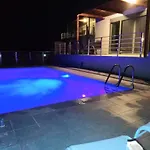 George Sunrise Villa